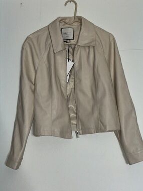 NWT Bagatelle Cream Faux Leather Zip Jacket XL